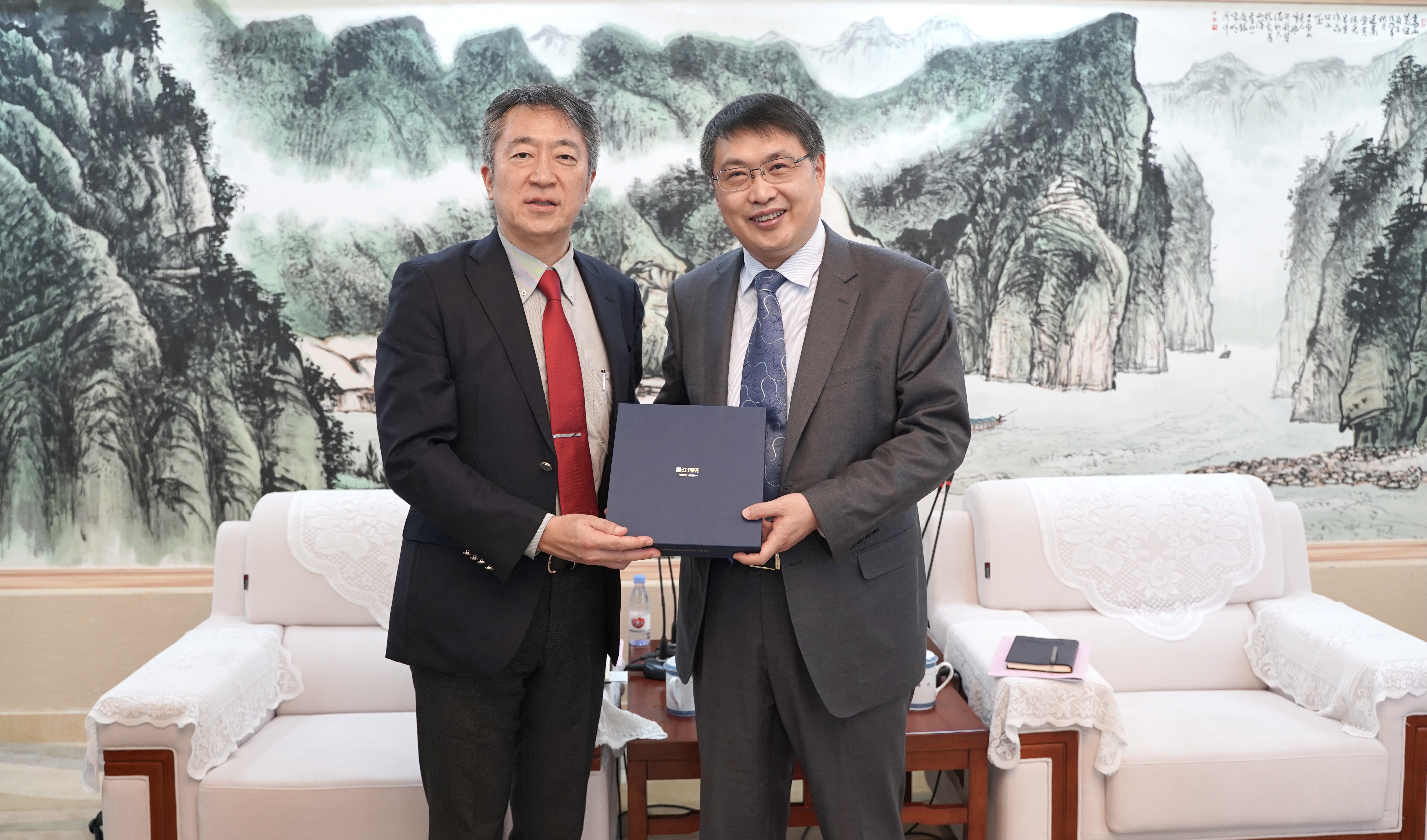 微信图片_202301061502001.jpg